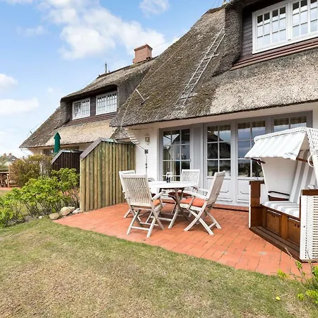 بيت للعطل Landhaus Arnika Hof Wenningstedt-Braderup